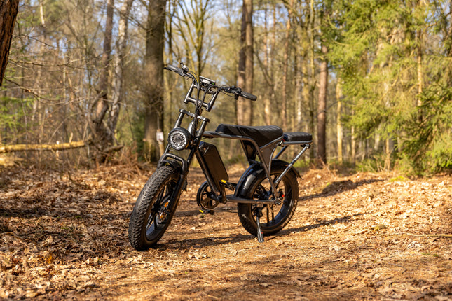 V8 Fatbike in het bos